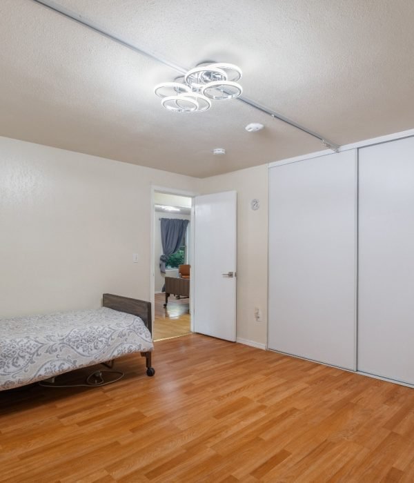 WhatsApp Image 2025-05-08 at 16.23.04_1fb9a790